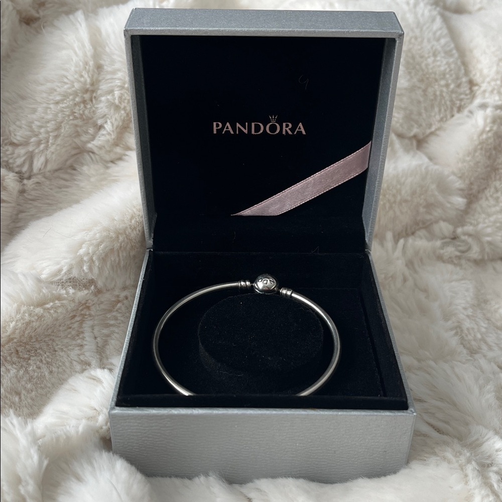 Pandora bangle